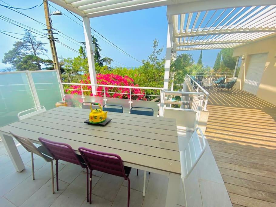 Atlantide - Somptueuse Villa Classee 4 Etoiles - Saint-Clair - Vue Exceptionnelle - Piscine Сет Екстериор снимка