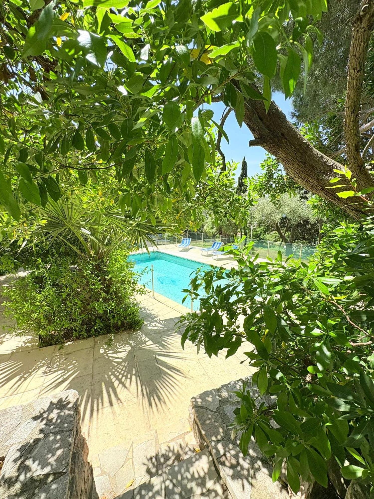 Atlantide - Somptueuse Villa Classee 4 Etoiles - Saint-Clair - Vue Exceptionnelle - Piscine Сет Екстериор снимка